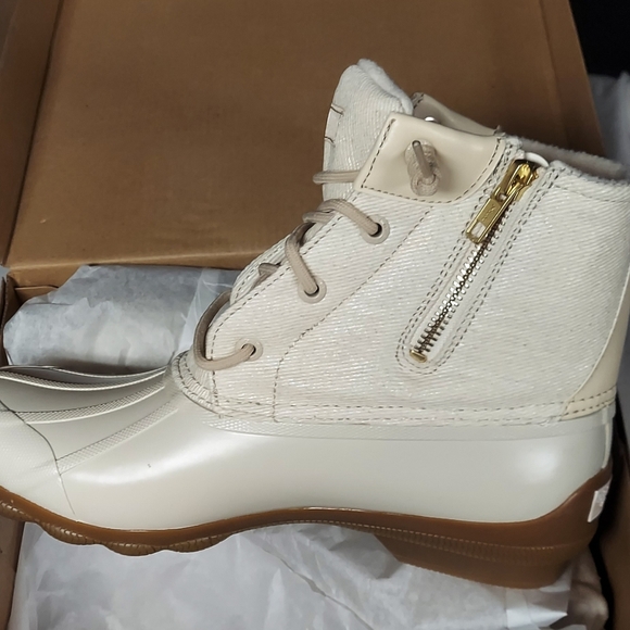 Sperry fur lined memory foam waterproof zip n lace xgrip bottom duck boots - Picture 1 of 6